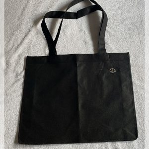 Tessuto impermeabile colore nero cod(1) Borsa porta toga mod. Giulia